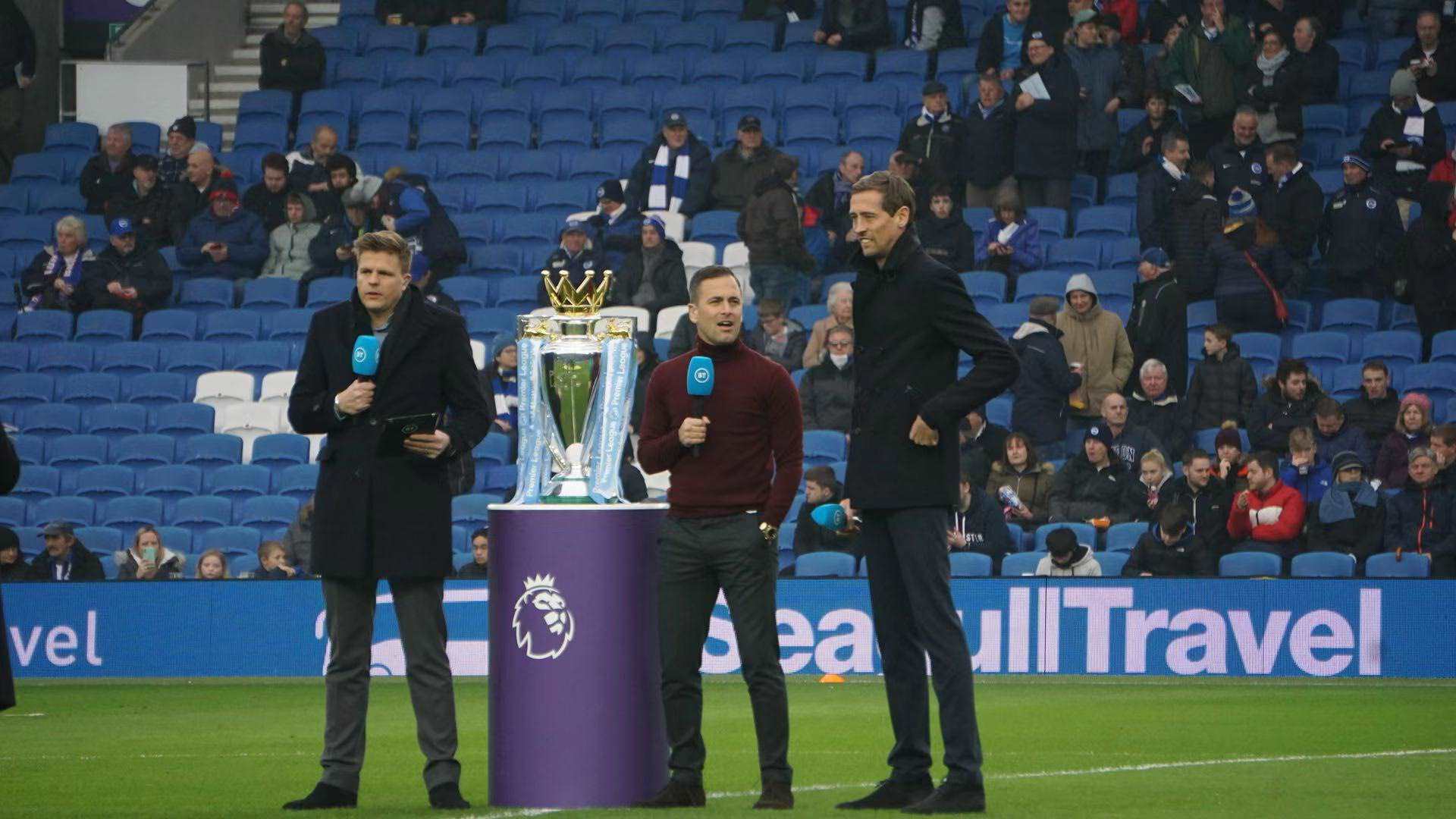 场上的每一 场上的每一